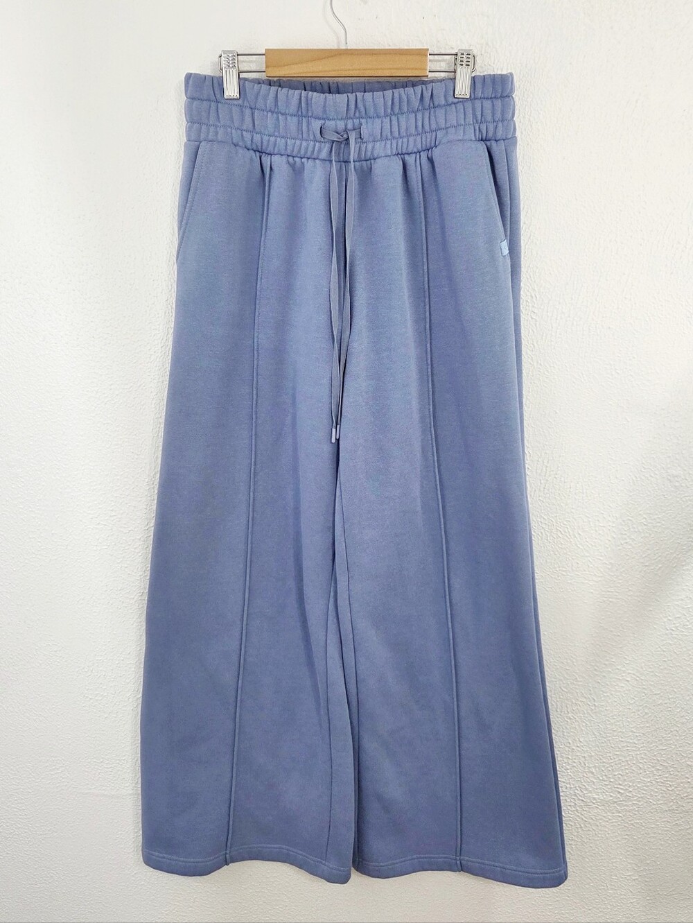 Blogilates Women's Travel Trouser High-Rise Wide Leg Sweatpants blue size small - Picture 2 of 6